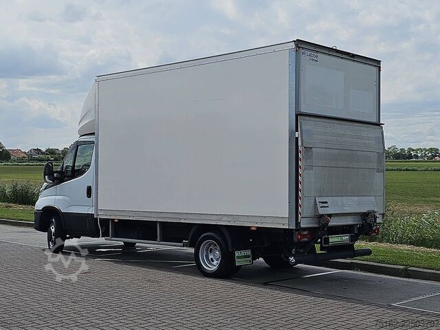 Suitcase IVECO DAILY 35C16 Bakwagen Laadklep!