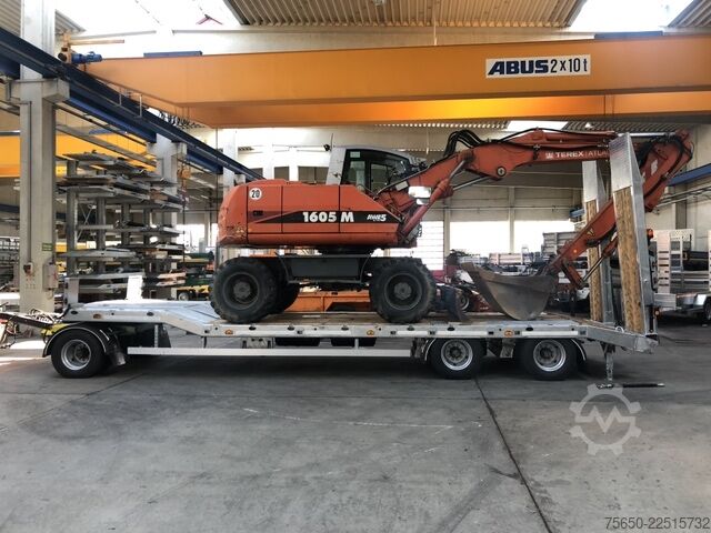 Lavtloader trailer Möslein T 3-6 VB  3 Achs Tieflader- Anhänger, Luftgefedert, Verbreiterung