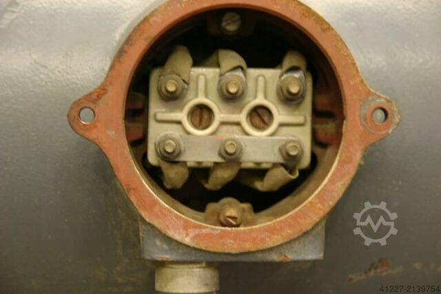 Frequentieomvormer 380 V 100 Hz 18 KVA CONZ UZ44-2