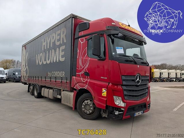 Przesuwana plandeka Mercedes-Benz Actros 2548