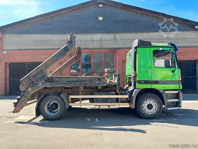 Φορτηγό ανατρεπόμενο MERCEDES-BENZ Actros 1840 Blatt Blatt Kupplung