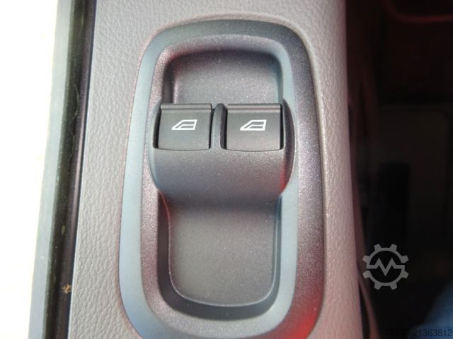 Minibus FORD Transit Kombi Trend 350 L3H2 360Kam Navi Klima