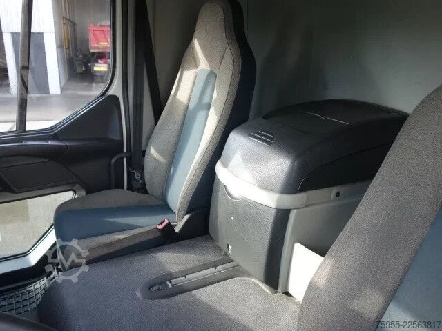 βαλίτσα Volvo FL 210