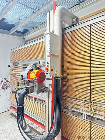 Pionowa pilarka panelowa Striebig Standard III TRK 5220
