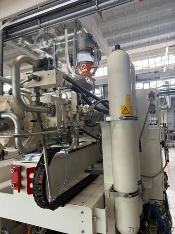 Spuitgietmachine KraussMaffei KM 420-4300 CX