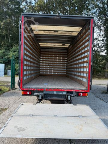 Autocamion cu caroserie tip cutie IVECO Eurocargo 80E18  EEV / NUR 195518 KM