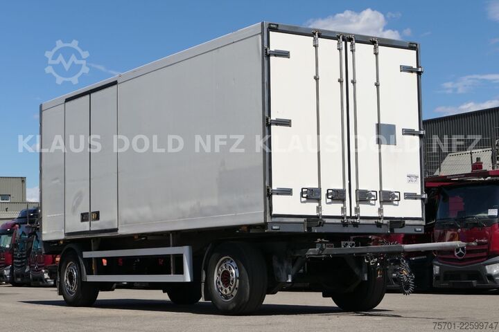 Remorcă carosată ACKERMANN-FRUEHAUF A 18 Koffer 43m³ Durchladesystem