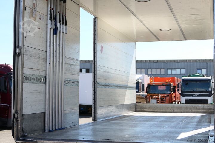 Remorcă carosată ACKERMANN-FRUEHAUF A 18 Koffer 43m³ Durchladesystem