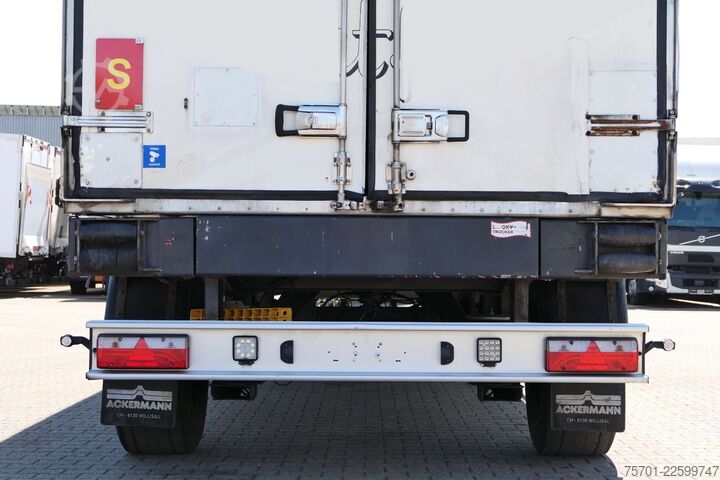 Remorcă carosată ACKERMANN-FRUEHAUF A 18 Koffer 43m³ Durchladesystem