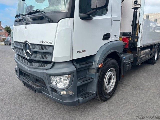 Kamyon üzerine monteli vinç MERCEDES-BENZ ANTOS