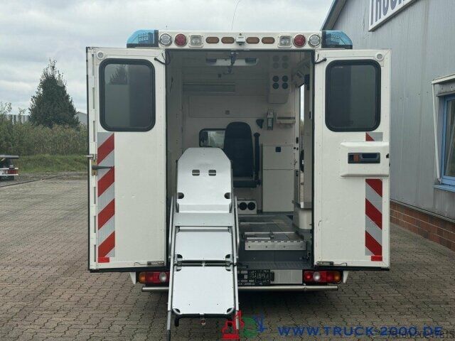 Brandweerwagen Volkswagen T5 2.0 TDI Autom KTW Krankentransport inkl Liege