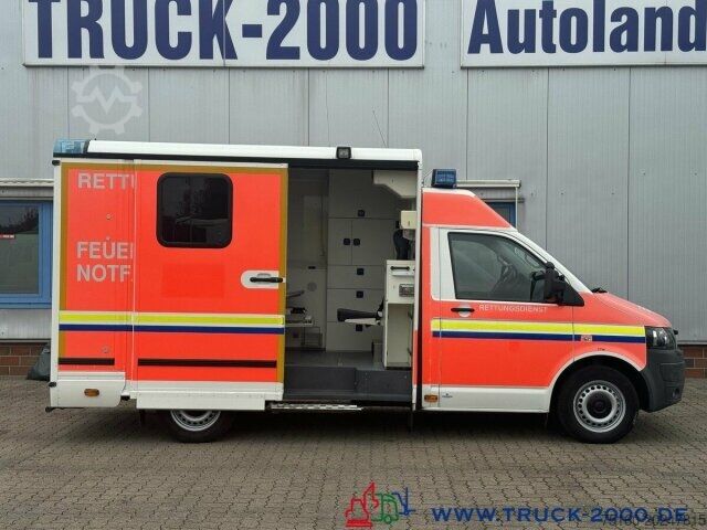 Brandweerwagen Volkswagen T5 2.0 TDI Autom KTW Krankentransport inkl Liege