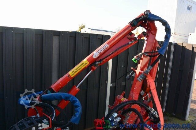 Fourgon Multicar Dücker Uni Arm UNA 200 Ausleger + Kontergewicht