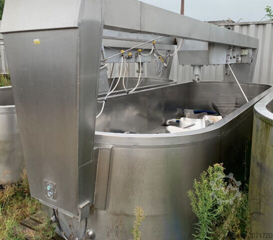 Tej- és tejtermelés APV V8000