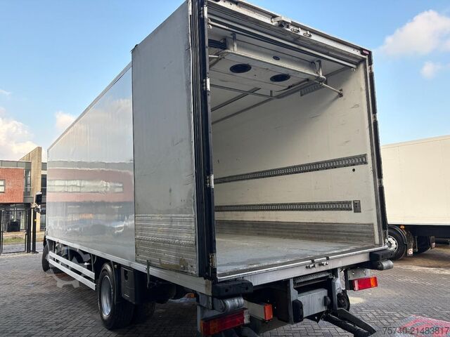 Transport chłodniczy/mrożony Mercedes-Benz AXOR 1829 + MANUAL + EURO 5 + LIFT + CARRIER