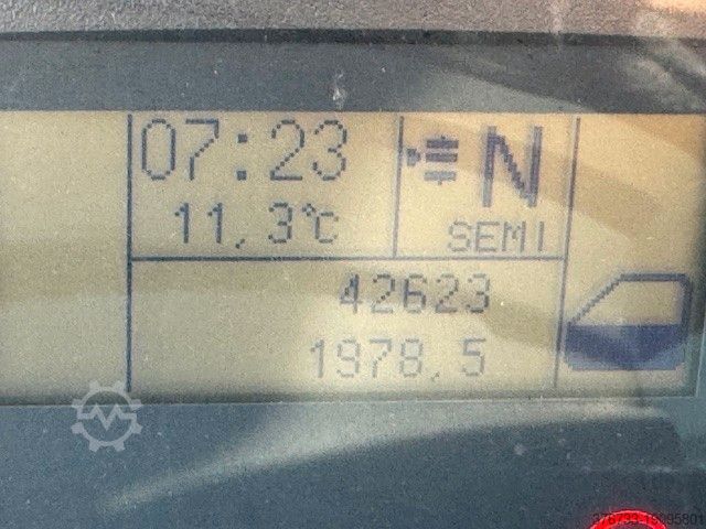 Vrachtwagen met bakwagen IVECO ML75E16/P E6 RS 3690 Koffer LBW nur 43TKM