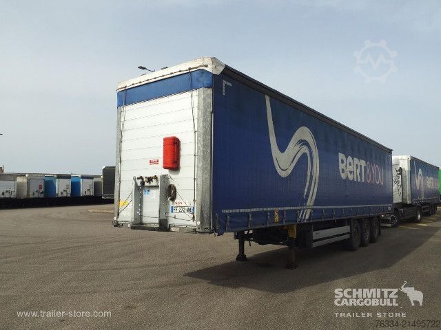 Semi-reboque aberto com lona Schmitz Cargobull Semitrailer Curtainsider Standard