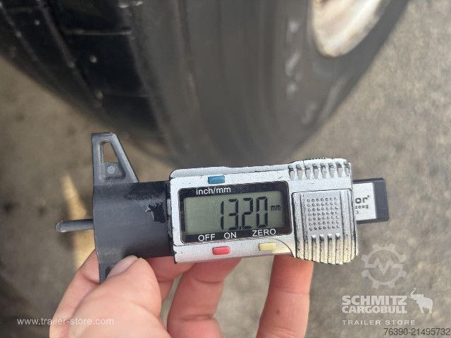 Semi-reboque aberto com lona Schmitz Cargobull Semitrailer Curtainsider Standard