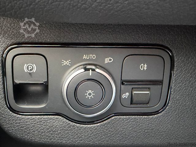 Furgão de teto alto MERCEDES-BENZ Sprinter 319 CDI 4x4 4325 LED Navi