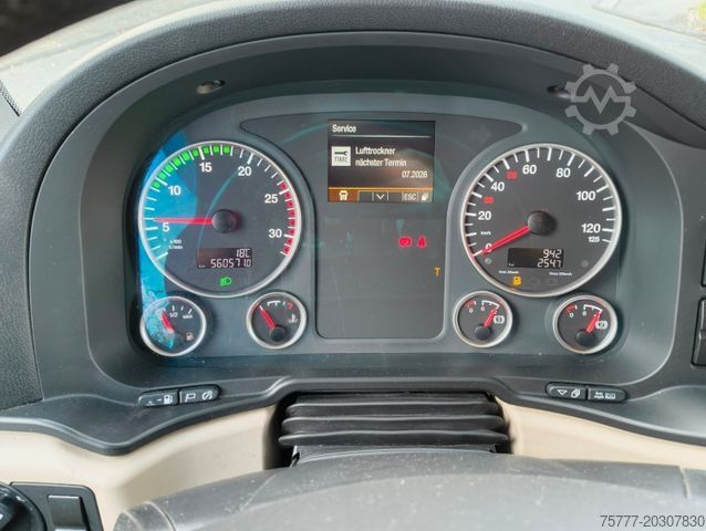 Volume trekker MAN TGX 18.510 XXL- INTARDER-2 Tanks-ACC-ParkingCool