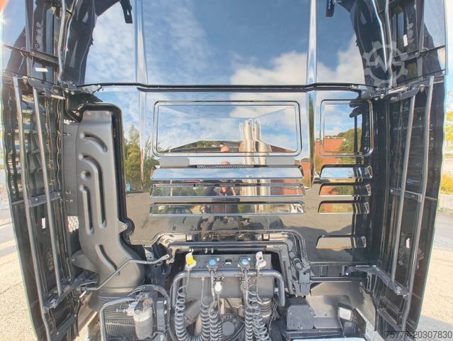 Volume trekker MAN TGX 18.510 XXL- INTARDER-2 Tanks-ACC-ParkingCool