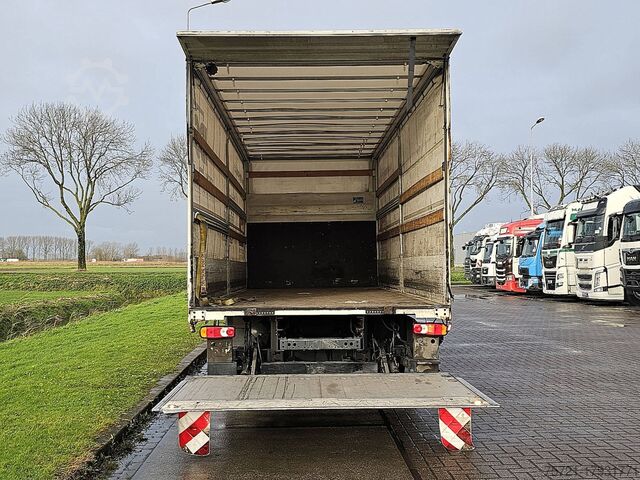 Bâche coulissante DAF LF 210 7.49T AIRCO LIFT