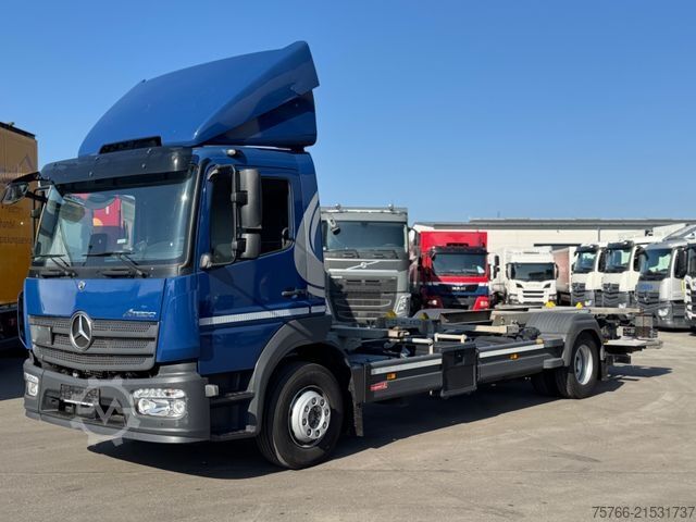 Camión con caja móvil MERCEDES-BENZ ATEGO 1530 L / AHK / KAMERA / LBW !