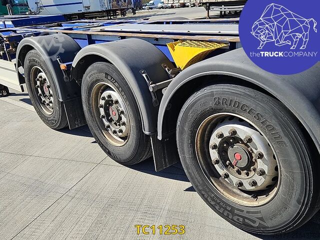 Container transportation Renders 