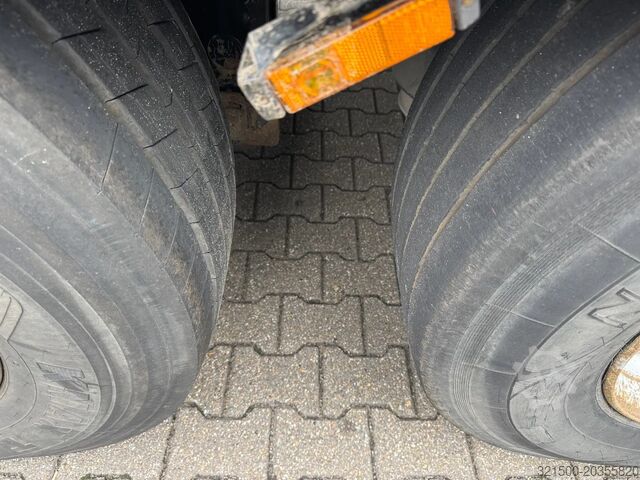 Schuifzeilen Krone Schuifzeil -Dak / BPW-Assen