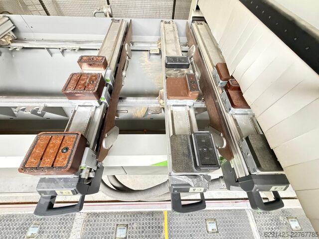 Centro di lavoro BIESSE ROVER A-S 1332 UTS