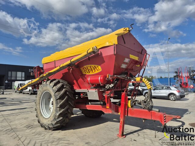 Kunstgødningsspreder Bredal K 105