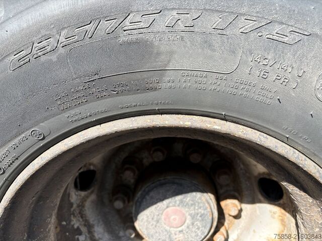 Výměnný podvozek přívěsu Sonstige Lafette Zwilling Verzinkt lange Bälge