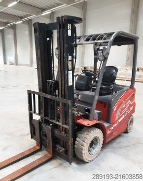 Off-road forklift Manitou ME 425 C 2,5 t Elektro