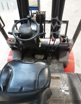 Off-road forklift Manitou ME 425 C 2,5 t Elektro