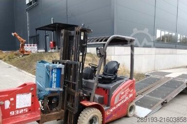 Off-road forklift Manitou ME 425 C 2,5 t Elektro