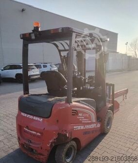 Off-road forklift Manitou ME 425 C 2,5 t Elektro