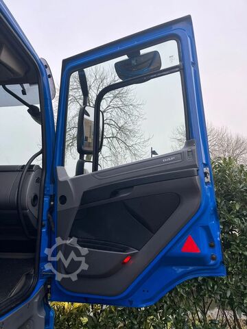 Standaard-SZM DAF CF 330 FT