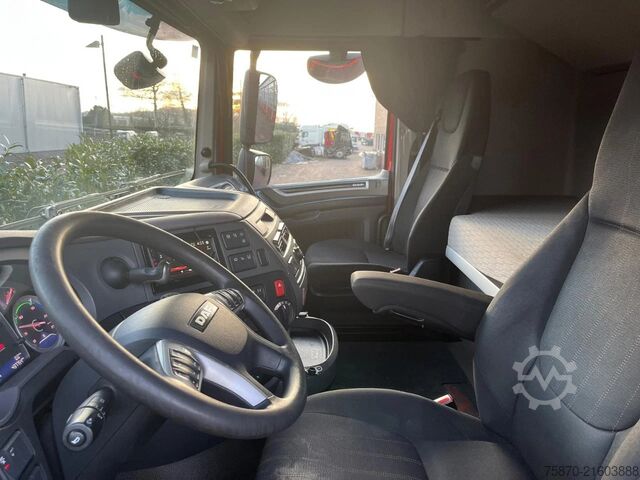 Gevaarlijke stoffen DAF XF 450 FT ADR HYDRAULIEK