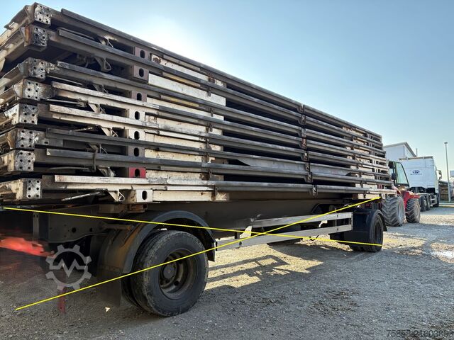 Swap body open x Verzinkte 7,82m BDF Plattform mehrfach