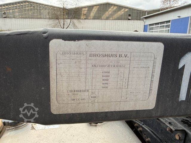 Swap body semitrailer BROSHUIS MFCC-HD Wechsel Containerchassis Ausziehbar ADR