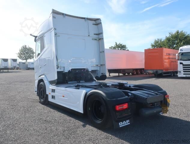 Tracteur routier standard DAF XG+ 530 Intarder Standklima Navigation Leder