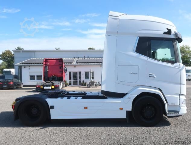 Tracteur routier standard DAF XG+ 530 Intarder Standklima Navigation Leder