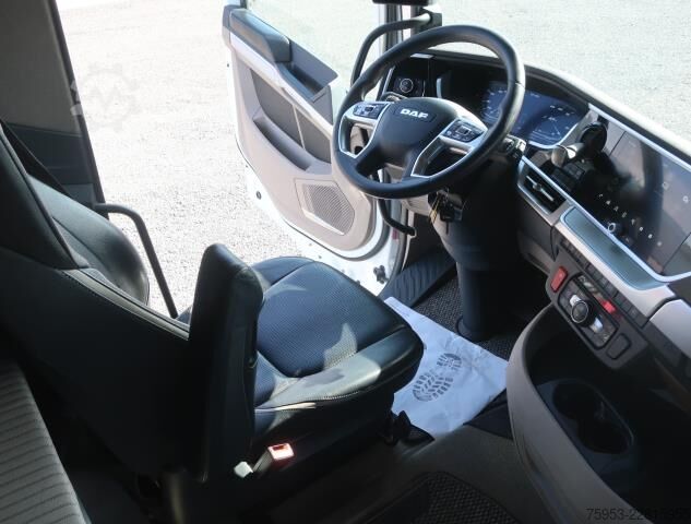 Tracteur routier standard DAF XG+ 530 Intarder Standklima Navigation Leder
