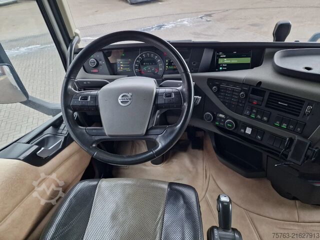 Volume-SZM Volvo FH 13.500 Globetrotter XL 4x2 - I parkcool - Fu...
