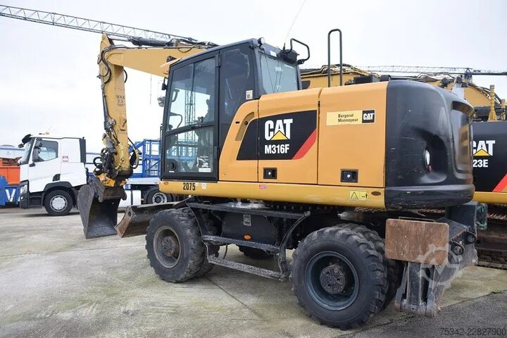 Mobiele graafmachine Caterpillar M316F - mobile excavator - Tilrotator Engcon