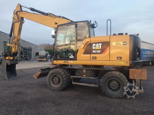 Mobiele graafmachine Caterpillar M316F - mobile excavator - Tilrotator Engcon
