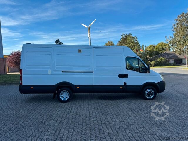 Βαν με ψηλή οροφή IVECO Daily 50C17 Kastenwagen 3 liter *AHK*