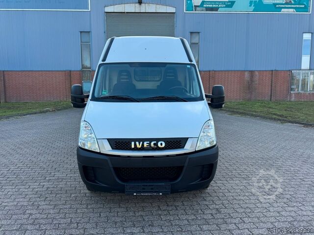 Βαν με ψηλή οροφή IVECO Daily 50C17 Kastenwagen 3 liter *AHK*