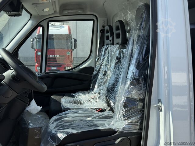 τριαξονικό ανατρεπτικό βαν Iveco daily 35-160