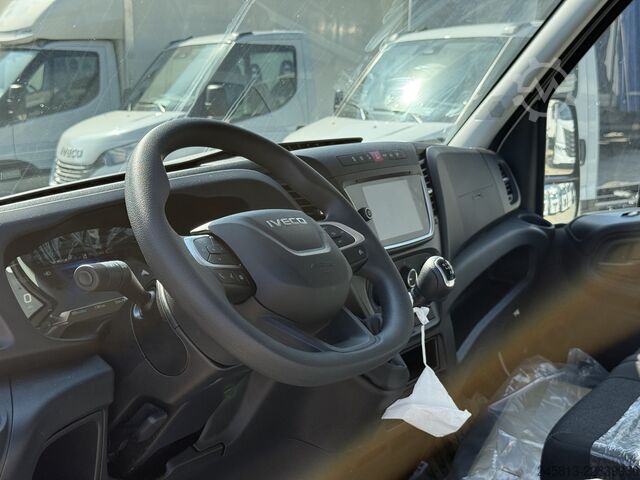 τριαξονικό ανατρεπτικό βαν Iveco daily 35-160
